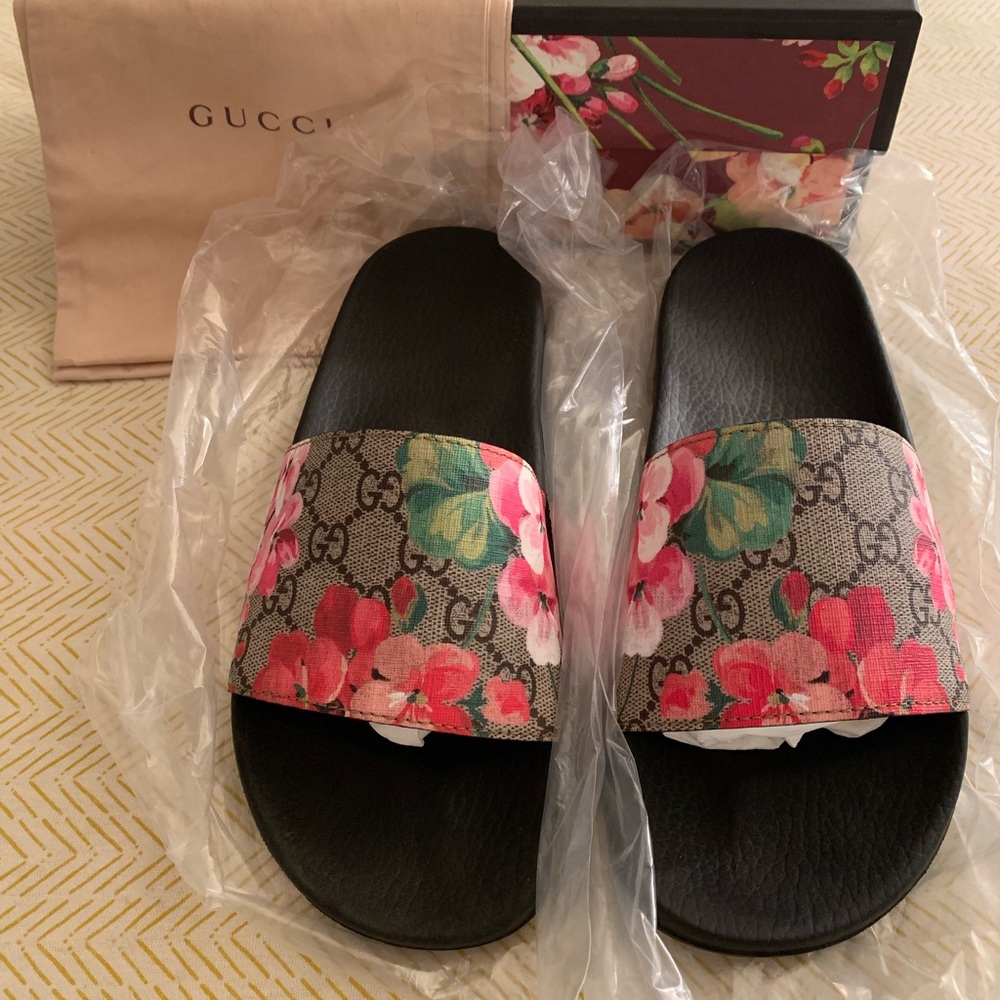 Gucci slide